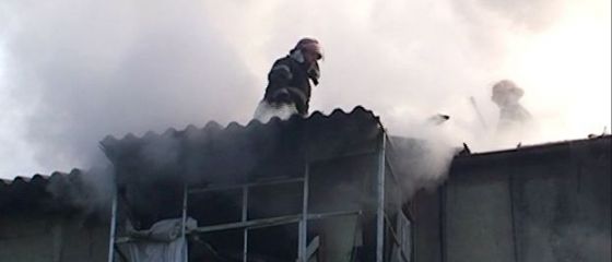 Explozia de Calarasi. Alimentarea cu gaz se reia pe celelalte scari ale blocului, ancheta continua