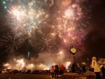 Revelion in Piata Constitutiei: 130 artisti pe o scena de 280 mp si 20 tone de materiale pirotehnice