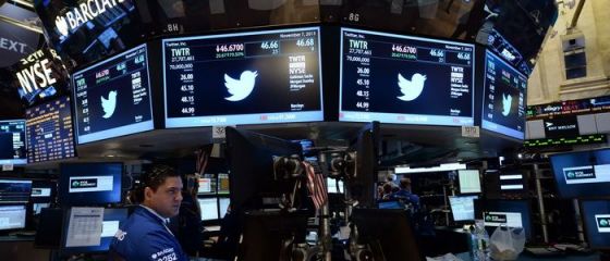 Actiunile Twitter au inregistrat cea mai mare scadere de la listarea companiei pe bursa