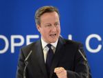 Romanii care studiaza la Cambridge denunta retorica lui Cameron fata de imigranti ca fiind asemanatoare urii naziste