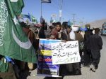 O fata de 8 ani a incercat sa comita un atentat sinucigas in Afganistan
