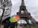 In timp ce marile puteri au gasit solutia pentru iesirea din criza, Franta devine bolnavul Europei