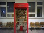 Cabinele telefonice din Praga, transformate in mini-biblioteci