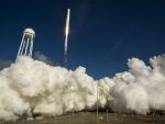 NASA va construi cea mai mare racheta, care va fi folosita pentru a transporta astronauti pe Marte