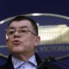 Stroe: Mi-am depus demisia in semn de onoare, pentru apararea demnitatii pompierilor IGSU. Interimatul la MAI, asigurat de Gabriel Oprea