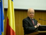 Michael Hayden, fost director NSA si CIA, la Bucuresti: SUA fura informatii pentru a-si proteja cetatenii, chinezii pentru a-i imbogati
