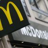 McDonald s inchide restaurantele din Crimeea. Angajatii pot opta pentru relocarea in Ucraina