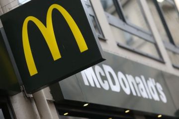 McDonald s inchide restaurantele din Crimeea. Angajatii pot opta pentru relocarea in Ucraina