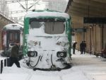 Un tren de calatori, apartinand unui operator privat, a ramas inzapezit in Arges