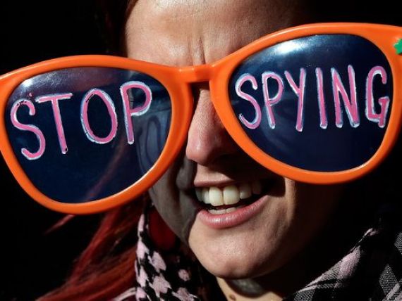 Guvernul american permite gigantilor Internetului sa publice mai multe date despre clientii supravegheati de NSA