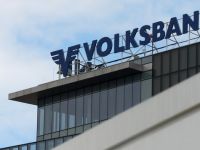 
	Volksbank va mentine trei luni cursul francului elvetian din 31 decembrie, de 3,8035 lei. Saptamana trecuta, OTP a anuntat reducerea dobanzilor cu 1,5%, tot pe 3 luni
