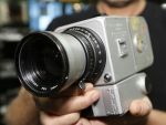 Singurul aparat foto utilizat in misiunile Apollo care a fost readus pe Terra, scos la licitatie