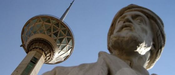 Europa ia cu asalt Iranul. Reprezentantii a peste 100 de companii franceze viziteaza Teheranul, in contextul relaxarii sanctiunilor economice. Urmeaza Germania