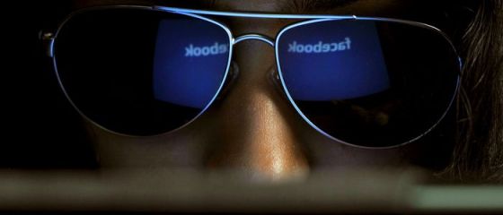 Facebook anunta functia de Salvare , care permite o vizionare ulterioara a continuturilor
