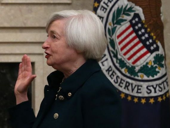 Janet Yellen, femeia de 16 trilioane de dolari, a depus juramantul ca presedinte al Fed. In ce job se retrage Bernanke