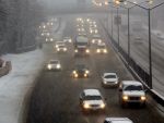 Masinile vor vorbi curand intre ele. Sistemul care va duce la scaderea cu 80% a numarului de accidente si va permite economisirea de combustibil