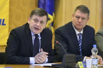 Patru ministri, schimbati din functii. Atanasiu, nominalizat la Economie, Nicolaescu, pentru Finante, Busoi merge la Sanatate, iar Iohannis accepta interimatul la Interne
