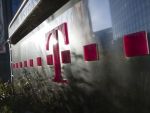 Deutsche Telekom preia integral T-Mobile Cehia, pentru 828 milioane euro