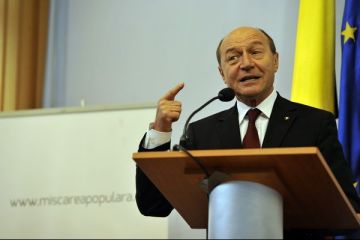 Basescu: Am promulgat Legea de aprobare a OUG privind certificatele verzi, astept cu nerabdare scaderea preturilor la energie