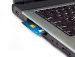 Vanzarile online de alimente si bauturi, achitate cu cardul, vor creste cu 13% in acest an. Romanii prefera sa cumpere de pe internet electronice si jocuri video