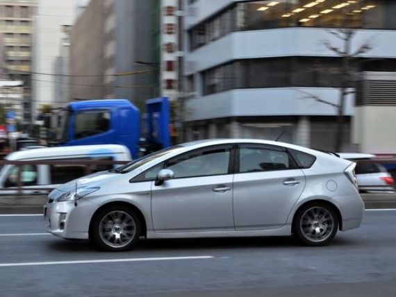 Toyota va chema in service doua milioane de automobile Prius, pentru a remedia o eroare software