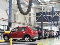 
	Dacia &quot;a turat&quot; profitul Renault cu 59% in 2013. Singurul dintre cei mai mari cinci producatori auto din Europa care a inregistrat vanzari in crestere pe autoturisme
