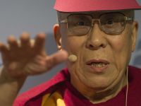 Dalai Lama pledeaza la Washington pentru un capitalism uman