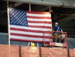 Pentagonul, obligat prin lege sa achizitioneze exclusiv steaguri Made in USA