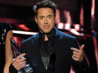 Robert Downey Jr., pe primul loc in topul celor mai bine platiti actori de la Hollywood, in 2013