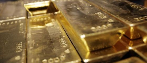 Pretul aurului este in crestere cu 2%, ca urmare a tensiunilor din Ucraina
