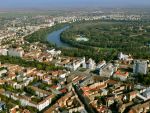 Un parc din Arad, cu 70 de sculpturi, abandonat de doua decenii, va fi valorificat turistic