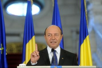 Basescu: Cerem Rusiei incetarea manevrelor militare la adresa Ucrainei, tara care este agresata. Aparitia unui nou conflict inghetat in Crimeea poate fi o amenintare pe termen mediu la adresa noastra