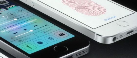 Apple, data in judecata pentru ca nu livreaza SMS-urile catre telefoanele care ruleaza Android