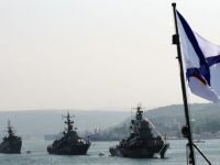 
	Flota rusa la Marea Neagra da un ultimatum fortelor ucrainene din Crimeea sa se predea pana marti la ora 05.00. Duma de Stat: Deocamdata, nu este necesara o interventie militara rusa in Ucraina. UE avertizeaza Rusia
