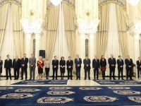 
	Cabinetul Ponta III a depus juramantul. Guvernul s-a reunit in prima sedinta, miercuri seara, si a aprobat programul politic de guvernare
