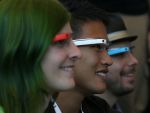 Viitorul este al dispozitivelor purtabile. Google pregateste Android pentru noua generatie de tehnologie destinata ceasurilor sofisticate si jachetelor inteligente