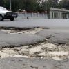Cum isi pot recupera banii soferii care si-au distrus masinile in gropile din sosele si nu au o asigurare facultativa