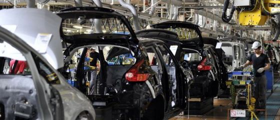 Marile companii japoneze acorda primele majorari salariale din 2008, inaintea unei cresteri de taxe