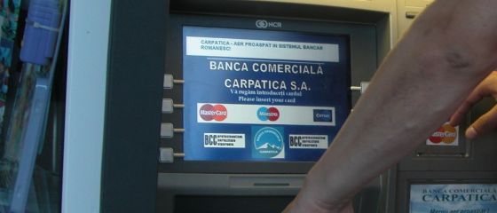 Actionarii Carpatica au respins oferta de fuziune cu Nextebank, dar continua cu alti investitori