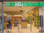Deichmann a vandut incaltaminte de 57 milioane de euro in 2013. Reteaua va depasi 70 magazine in acest an