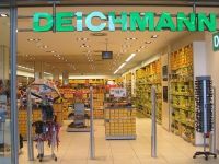 
	Deichmann a vandut incaltaminte de 57 milioane de euro in 2013. Reteaua va depasi 70 magazine in acest an
