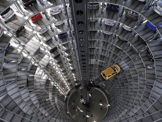 Volkswagen construieste o fabrica in Polonia si angajeaza 2.300 de oameni