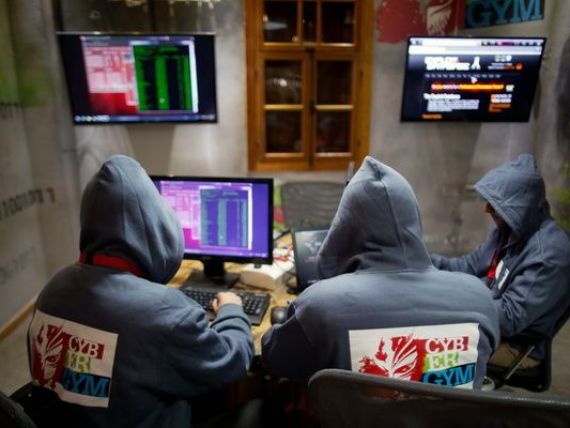 SRI: Trei romani se afla in top 10 mondial al hackerilor specializati in criminalitate cibernetica