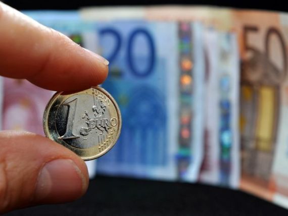 Presedintele Consiliului Fiscal: Adoptarea euro in 2019 pare o tinta nerealista din punct de vedere strict economic. De ce nu este Romania pregatita pentru zona euro