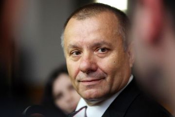 Omul de afaceri Georgica Cornu, suspectat intr-un dosar de evaziune de 61 mil. lei, a fost retinut. Ori sunt prost, ori tampit. Daca am facut evaziune, cum au intrat firmele in insolventa?