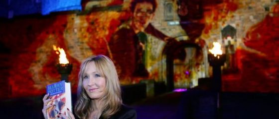 Warner Bros. anunta ca va produce trei superfilme inspirate din universul Harry Potter