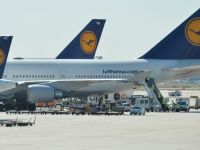 Lufthansa rezerva 300 mil. dolari pentru compensatii in urma tragediei din Alpi. Compania anuleaza evenimentele pentru sarbatorirea a 60 de ani de existenta