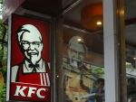 Schimbare în toate restaurantele KFC din România. Urmează Pizza Hut şi Taco Bell