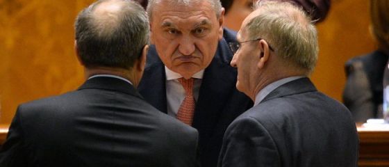 Presedintele ASF ataca dur asiguratorii: Trebuie mai multa etica si respect reciproc. Este o piata abuziva, cu jucatori slabi. Nu mai incercati cu presiuni!