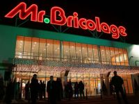 
	Dupa Bricostore, retailerul britanic Kingfisher vrea sa cumpere si Mr. Bricolage. Pret negociat: 275 milioane de euro
